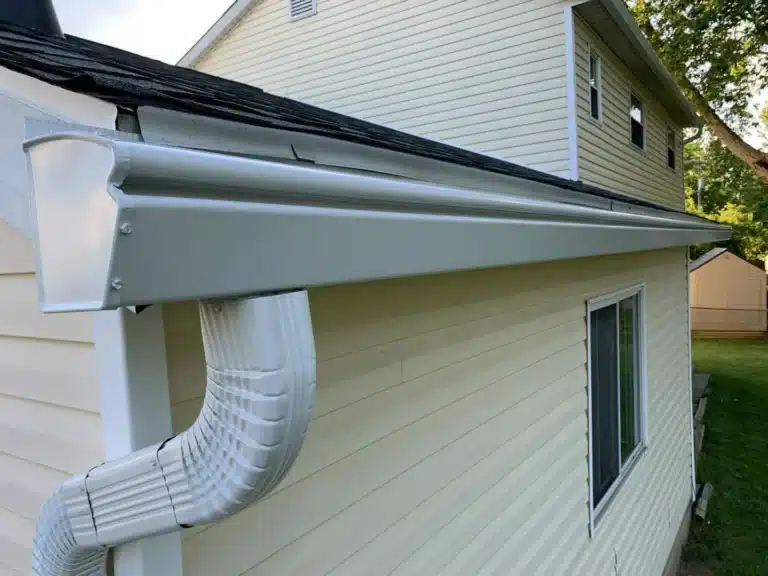 rain gutter installation